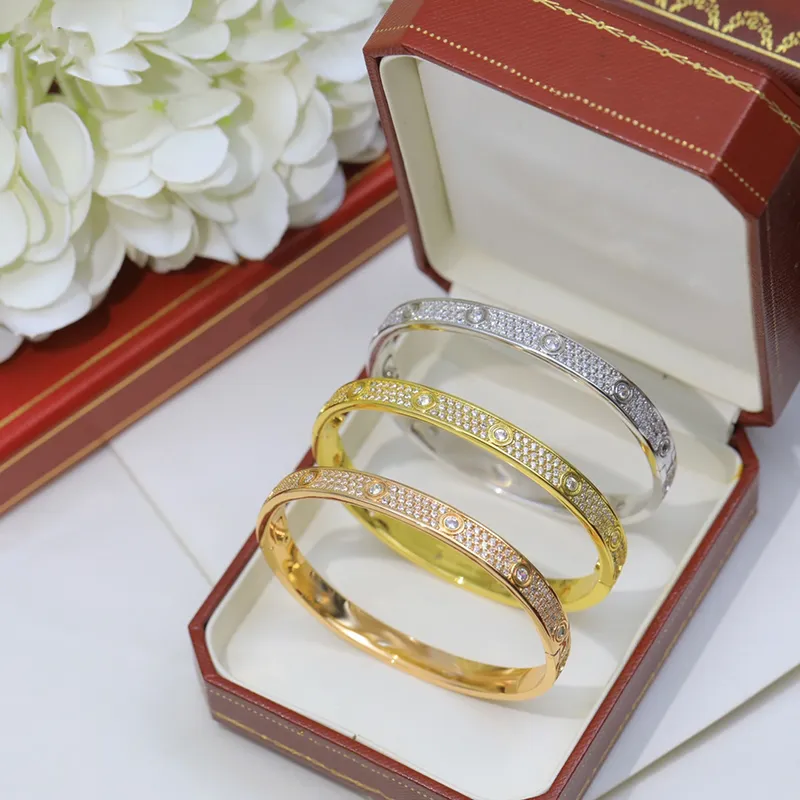 Złote bransoletki damskie bransoletka złota projektant diamentów luksusowe materiały zaawansowane szerokość biżuterii 7 mm ukrytych technologii wkładki Bransoletka Bransoletka Diamentowa bransoletka klejnot klejnot klejnot