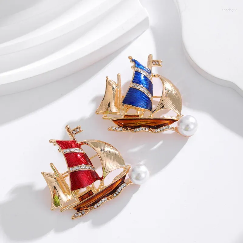 Broches Koreaanse versie van Creative Sail Pearl Broche Alloy Drip Oil Boat Corsage Simple Personality Clothing Accessories