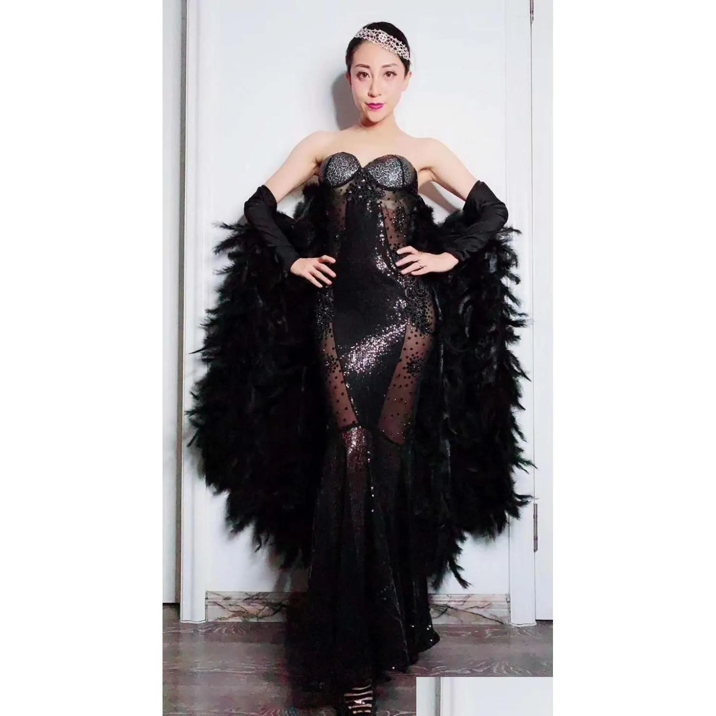 Escenario usar cristales negros y brillantes ver a través del vestido de plumas largos de malla Celebre Celebrate Stones Fringes Disfraz de traje de baile DHPR5