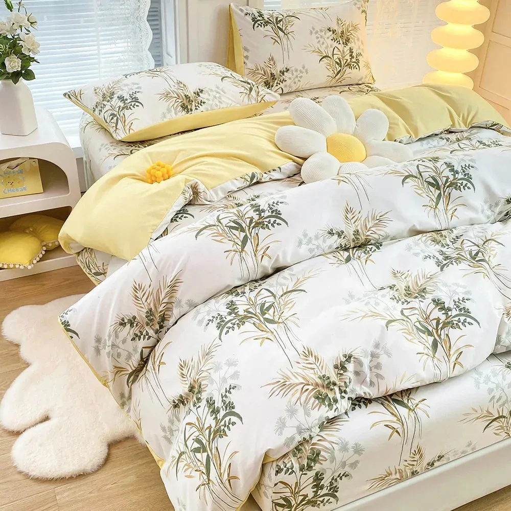 Cotton Home Textile Rose Floral Bedding Set Boy Girl Däcke Cover Flat Sheet Pudow Case Estetic Bedduch Double Queen Bed Linen 240510