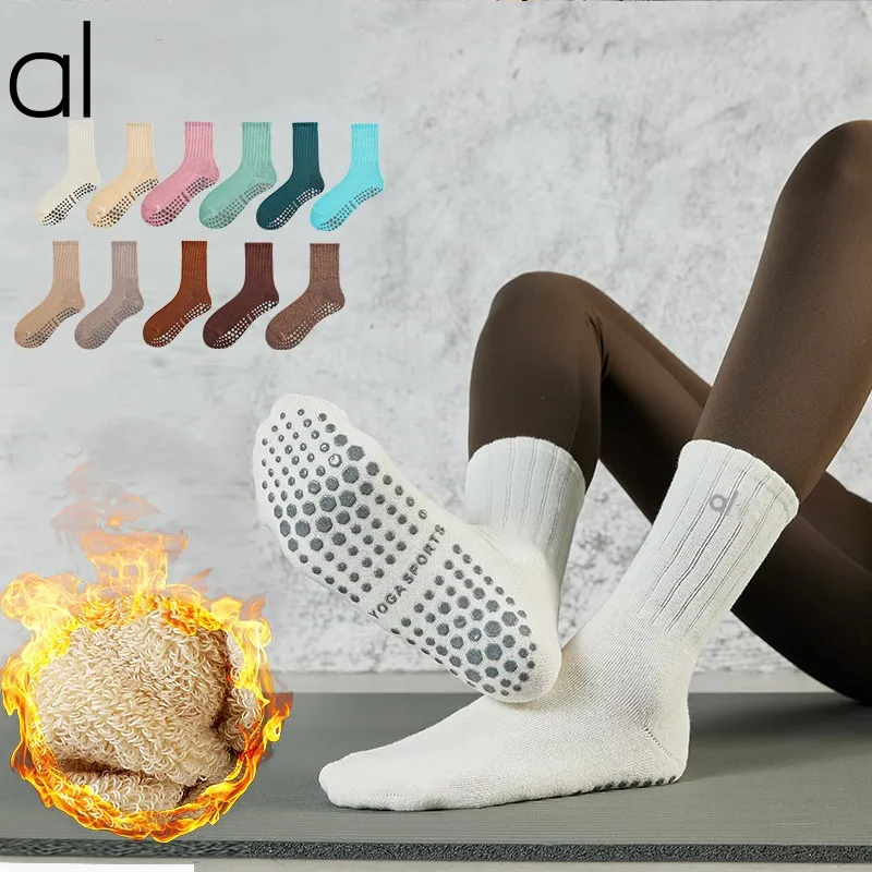 Al-266 Langrohr-Yoga-Socken im Herbst- und Winter-Anti-Slip-Pilates-Socken in den Middle Tube 2pairs/Los Socken