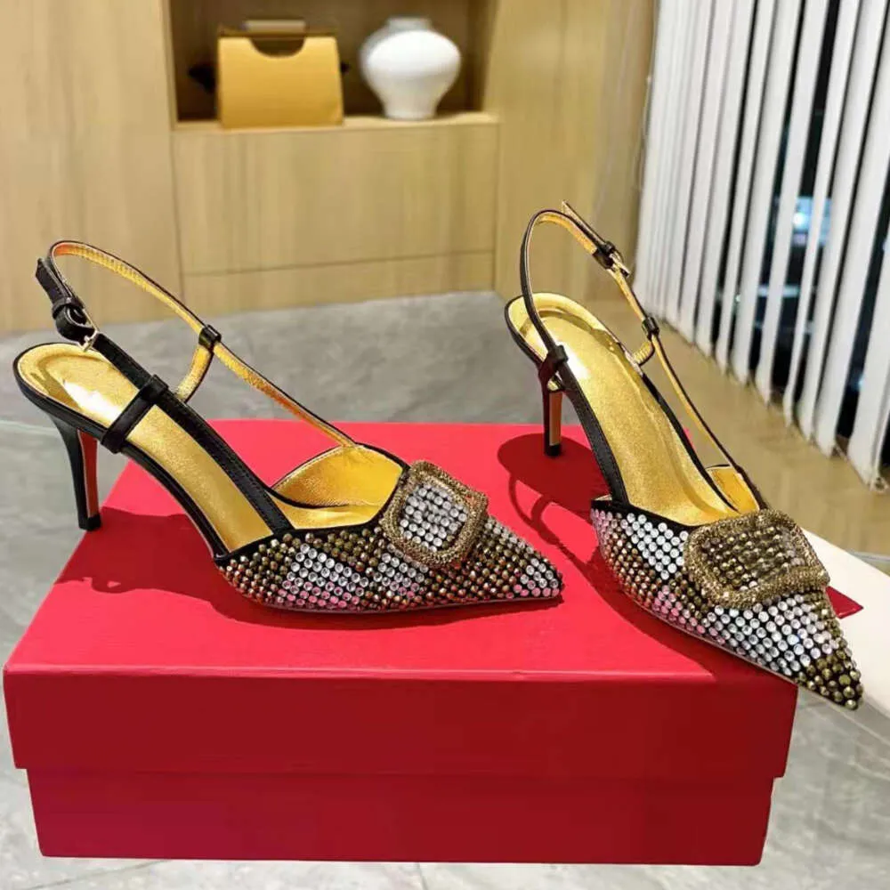 Kadın Slingbacks Moda Orijinal Deri Kristal Dekorasyon Tasarımcısı Sandalet 7cm Yüksek Topuklu Partisi Elbise Ayakkabı En Kalite Marka Düğün Ayakkabıları S Rahatlığı