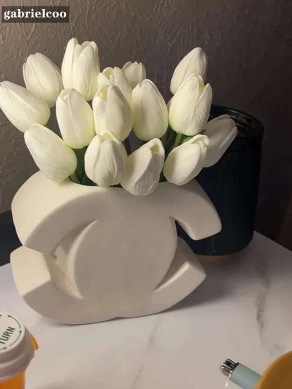 Роскошная керамическая ваза дизайнер классический логотип форма White Vase Style Стиль высококачественный цветочный ваза крем-стиль.