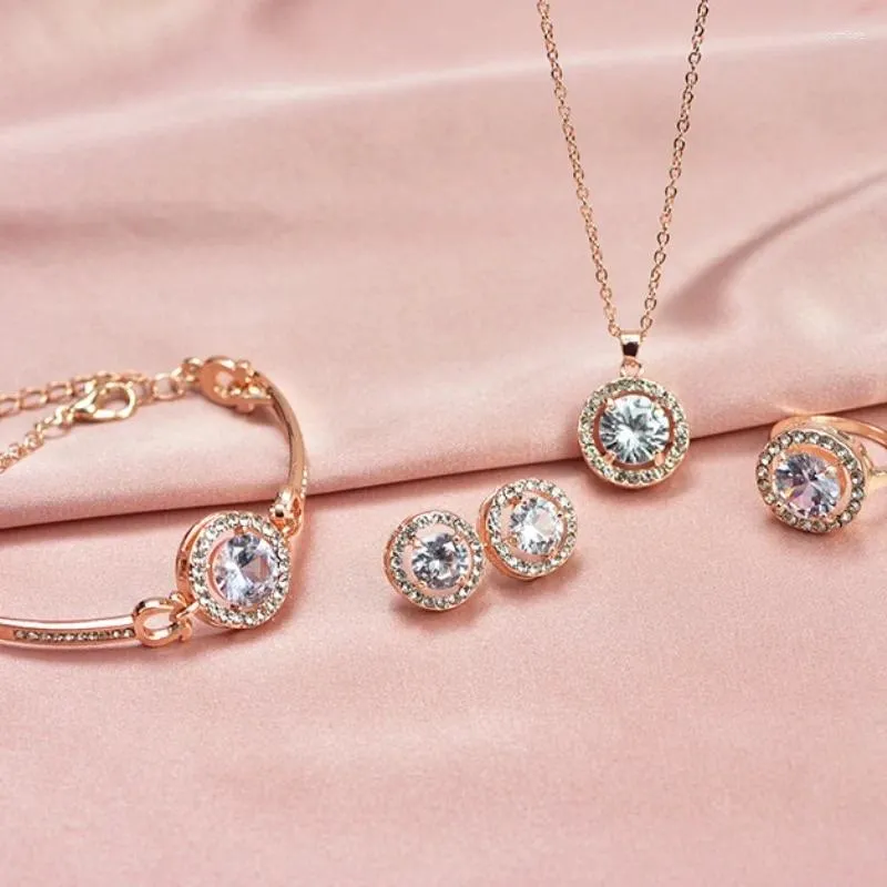 PARTINE favori les boucles d'oreilles Bracelets Colliers quatre pièces Rose Gol Golden Jewelry Gift Sets Diamond for Women Wedding Favors Invités