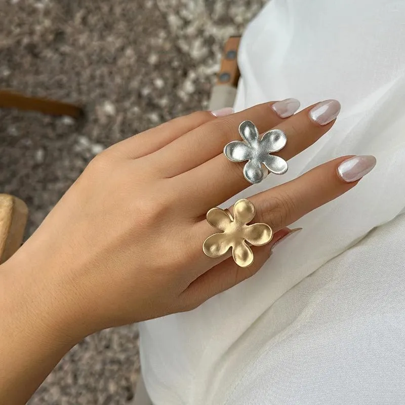 Cluster Rings PuRui Chic Metal Petal Shape Matte For Women Trendy Flower Open Finger Cuff Adjustable Girls Y2K Jewelry Party Cute