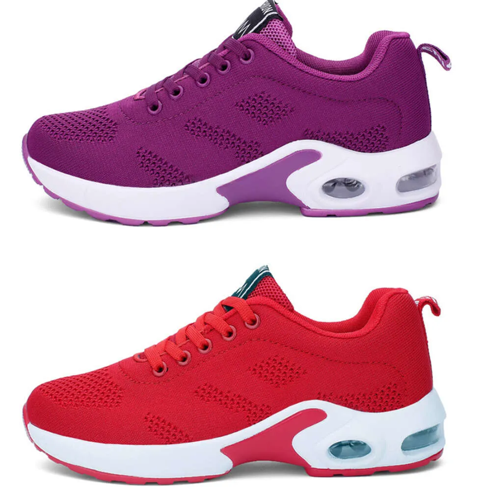 2024 Running Shoes Men Women Chocolate Lavender Gai Gai Womens Mens Trainers Sports Shoids D8655