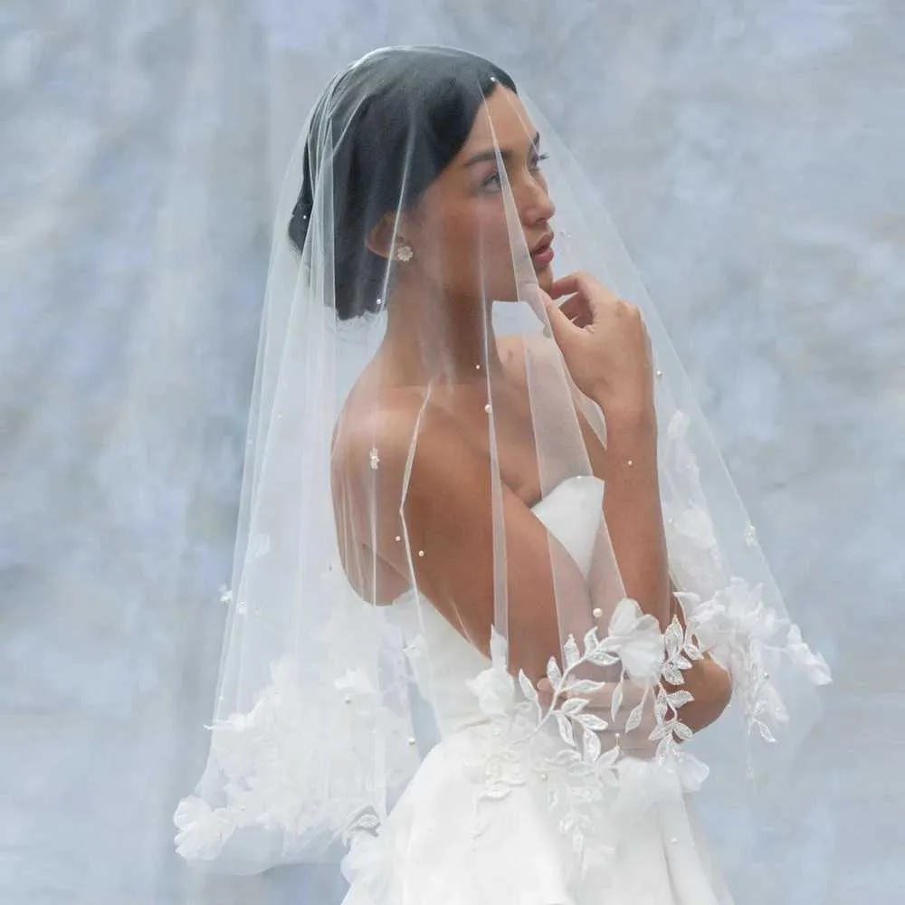 Gioielli per capelli 60cm-90cm Velo da sposa floreale con applicazioni in pizzo Due strati con pettine Accessorio per copricapo da sposa in tulle_voghion.com
