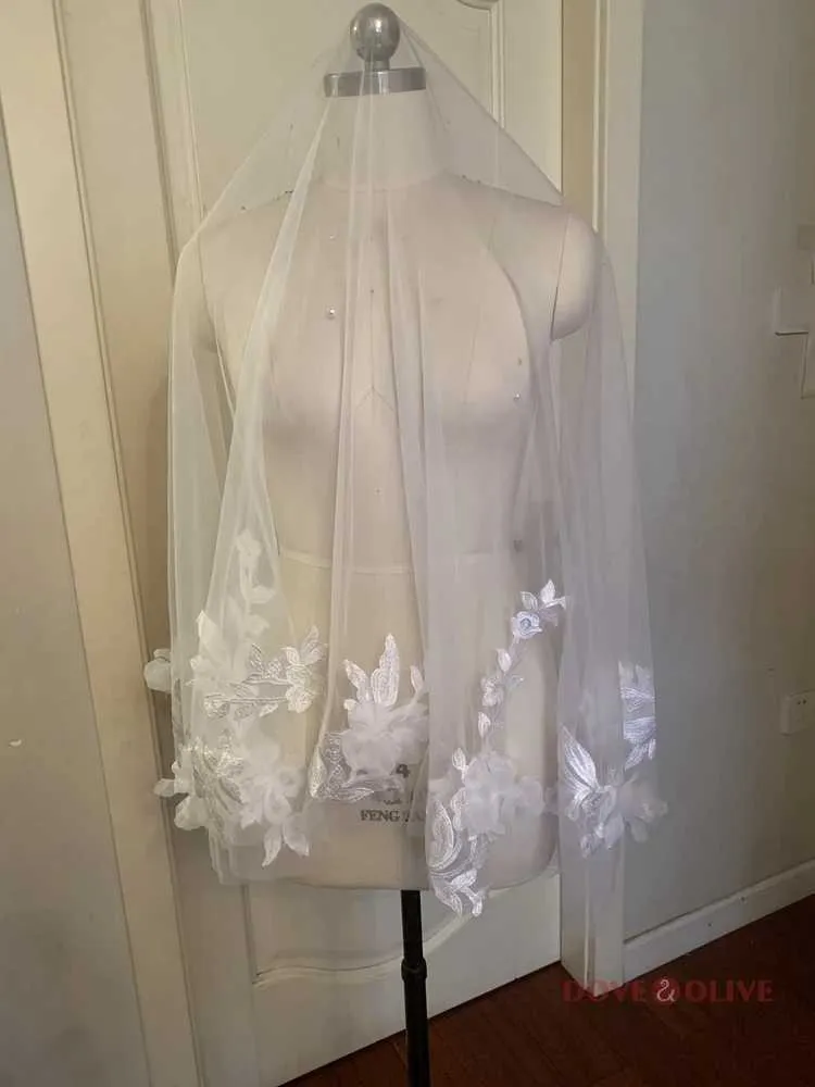 Gioielli per capelli 60cm-90cm Velo da sposa floreale con applicazioni in pizzo Due strati con pettine Accessorio per copricapo da sposa in tulle_voghion.com