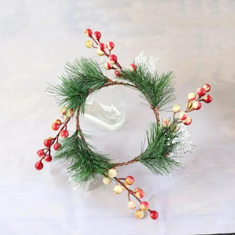 Candle Holders Beautiful Christmas Holder Small Simulation Plant Wreath Doll House Stick Decorations S06 21