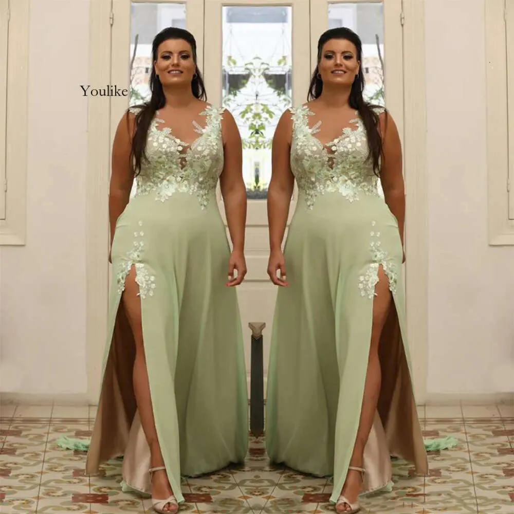 Light Green Plus Size Appliqued Prom Dresses Sheer V Neck Evening Gown A Line Split Side Chiffon Floor Length Formal Dress Abiye 2022 0514