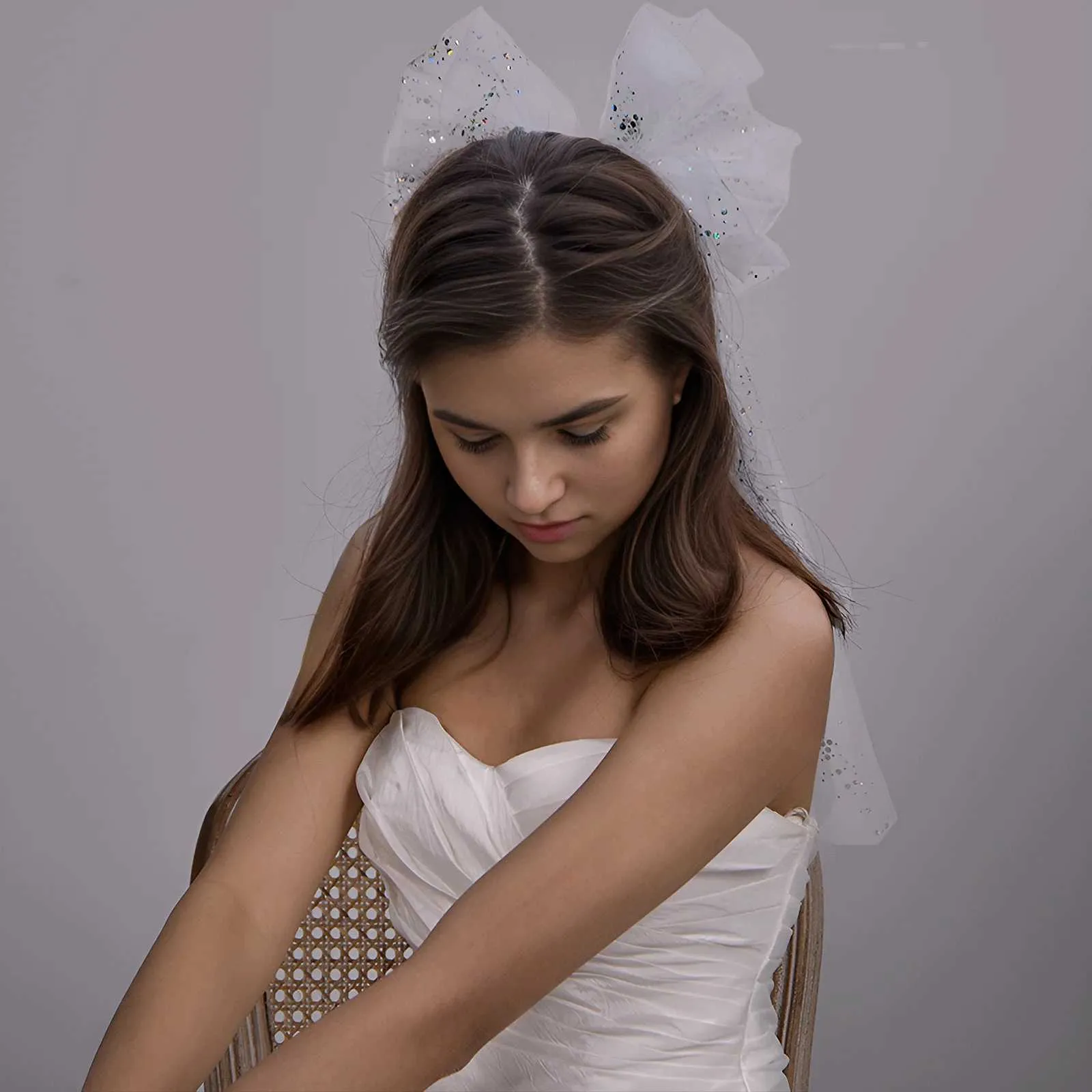 Gioielli Corto fiocco da sposa da sposa con pettine per capelli Scintillante velo morbido per la sposa Ragazza di fiori Accessori per addio al nubilato_voghion.com