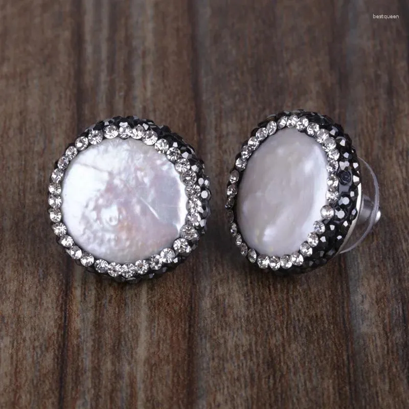 Boucles d'oreilles étalon 0,75 pouce de charme à disque rond simple pave noire blanche Rigiane de perle d'eau douce naturelle élégante boucle d'oreille pour femmes