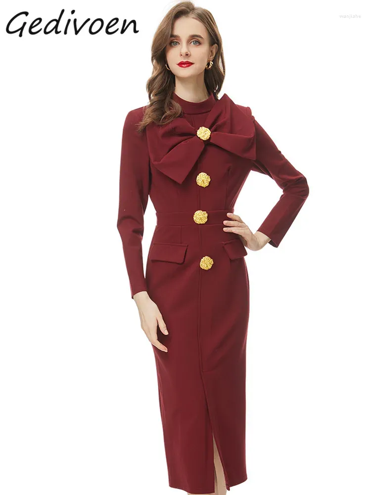 Vestidos casuais gedivoen designer de moda de outono vinho vestido vermelho vintage feminino stand colar blow blow waist pacote nádega slim long long