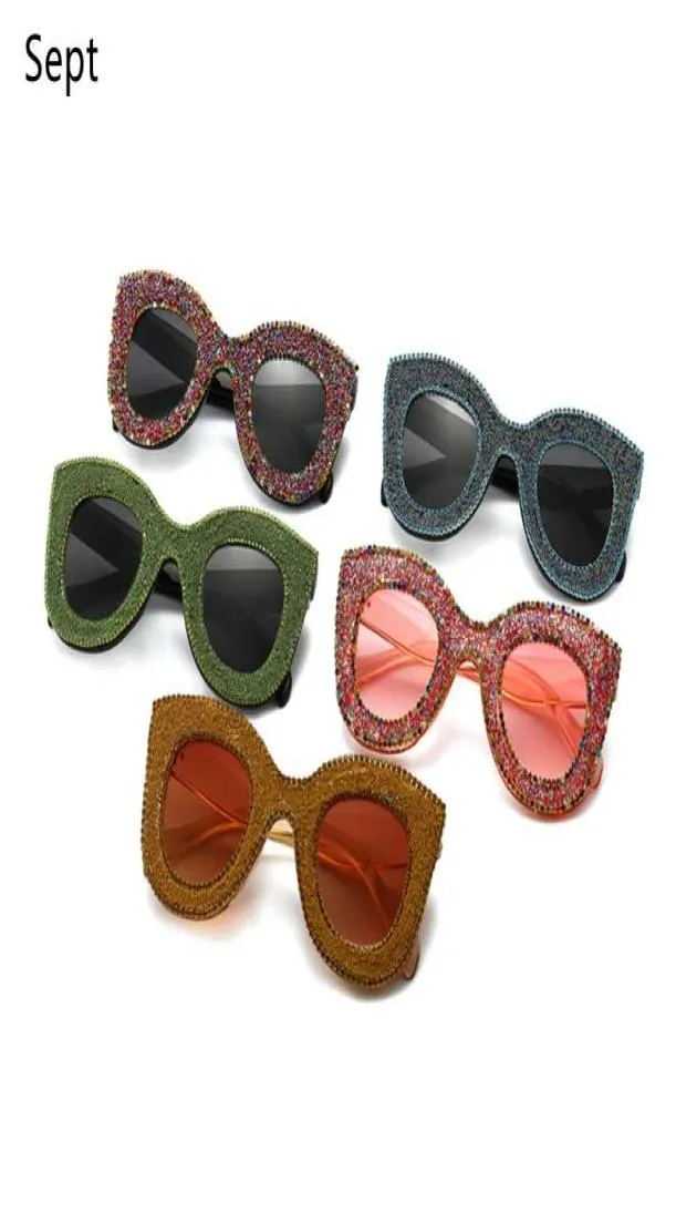Óculos de sol 2021 Eyewear Eyewer Gato Eye Women Diamond Rhinestone Glitter Men UV4007631737