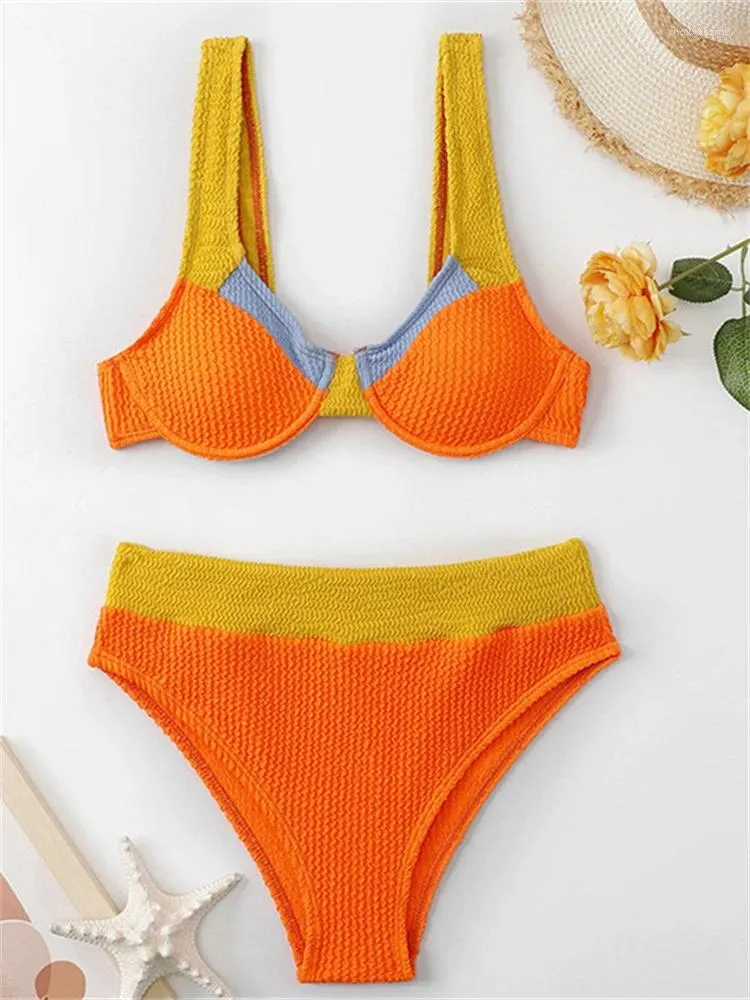 Bikini de maillots de bain pour femmes Sexy Orange Bikini 2024 Femmes Push Up Up Undercwire High Wiston Summer Summer Cut Out Up Out Bathing Fissure Two Piece