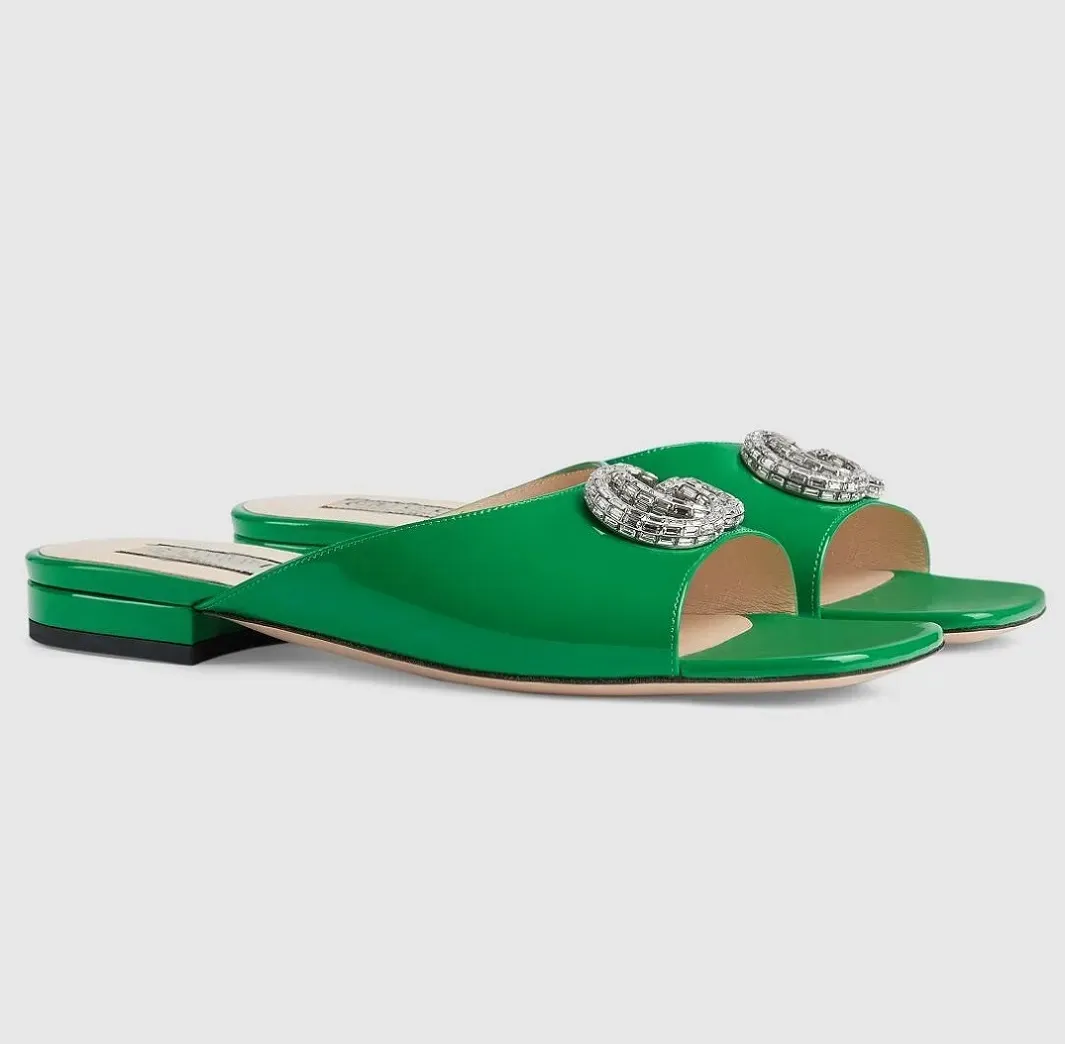 Primavera 2024 Sandali a doppio g di sandali in cristallo Donne Donne Scintillanti Slifori Hardware Slifori in pelle Nuda Black Green Slide Flip Flip Lady Walking Big Size43