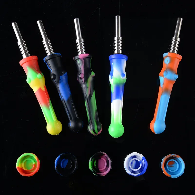 Silicone Mini Smoking Hand Pipes With Titanium Quartz Ceramic Nail and Cigarette Oil Box Oil Burner Dab Rigs Nector Collector Small Glass Bong NC Kits