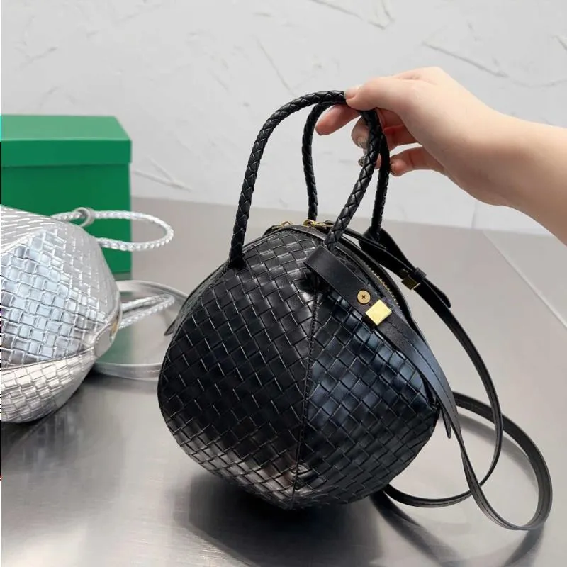 10a модные сумки дизайнерские сумки Maya Woven Back Sucks Sumbags Сумки для ушей на плечах большие сумки 231015 Cownead