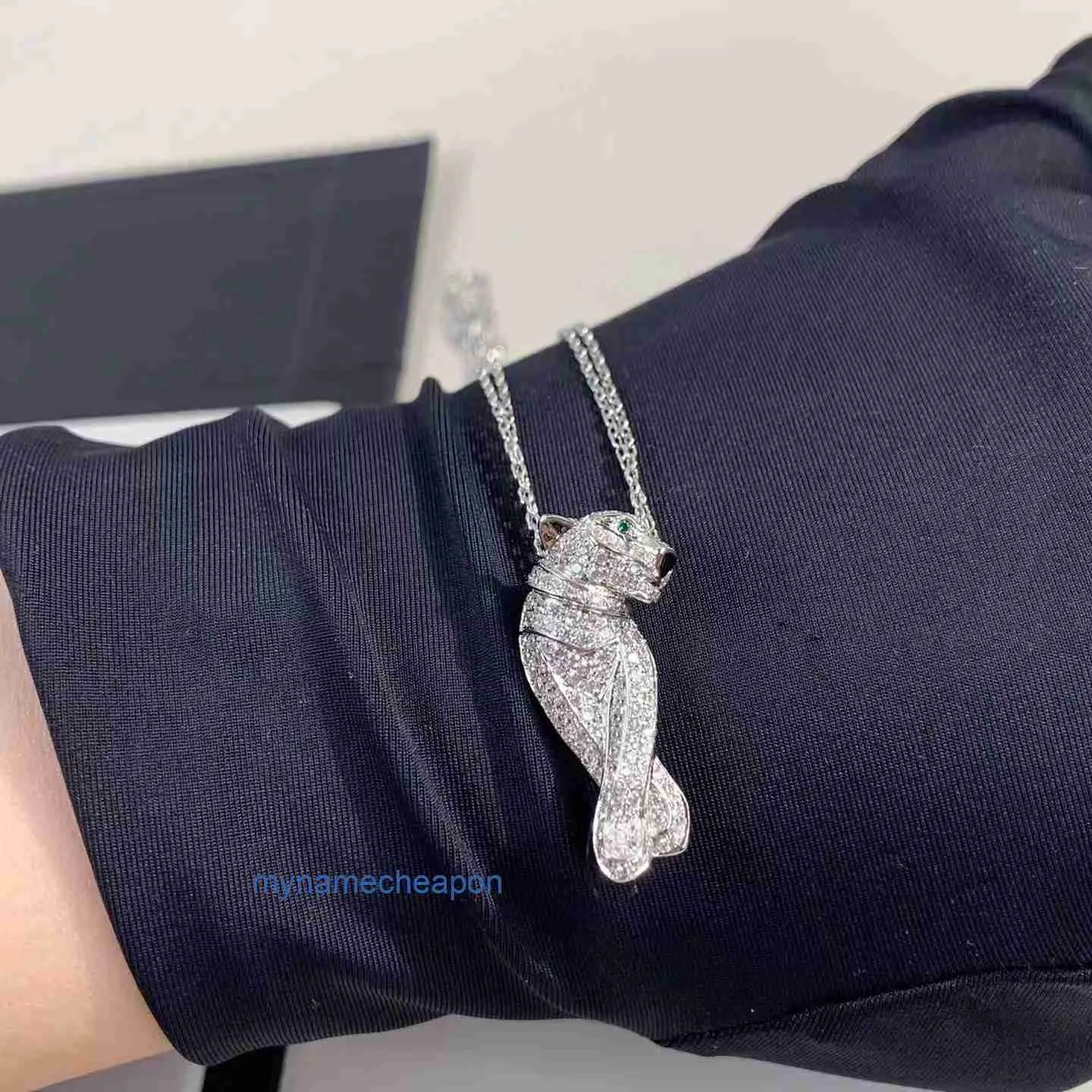 مصمم Croitrres Nacklace مجموعة بسيطة قلادة الماس الكامل Leopard Necklace S925 Sterling Silver Handmade Double Tlavicle Chain Womens Light Light