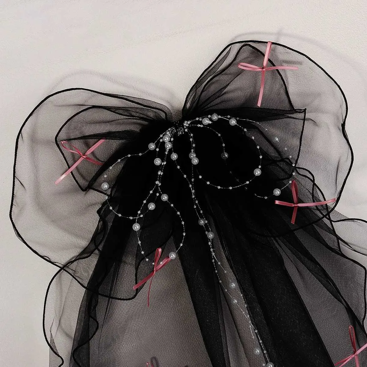 Haarschmuck Doppellagiger Mesh-Tüll Einfarbige Frauen Kurzer Hochzeitsschleier mit Clip-Bandkante Mitte Kaskadenbraut_voghion.com