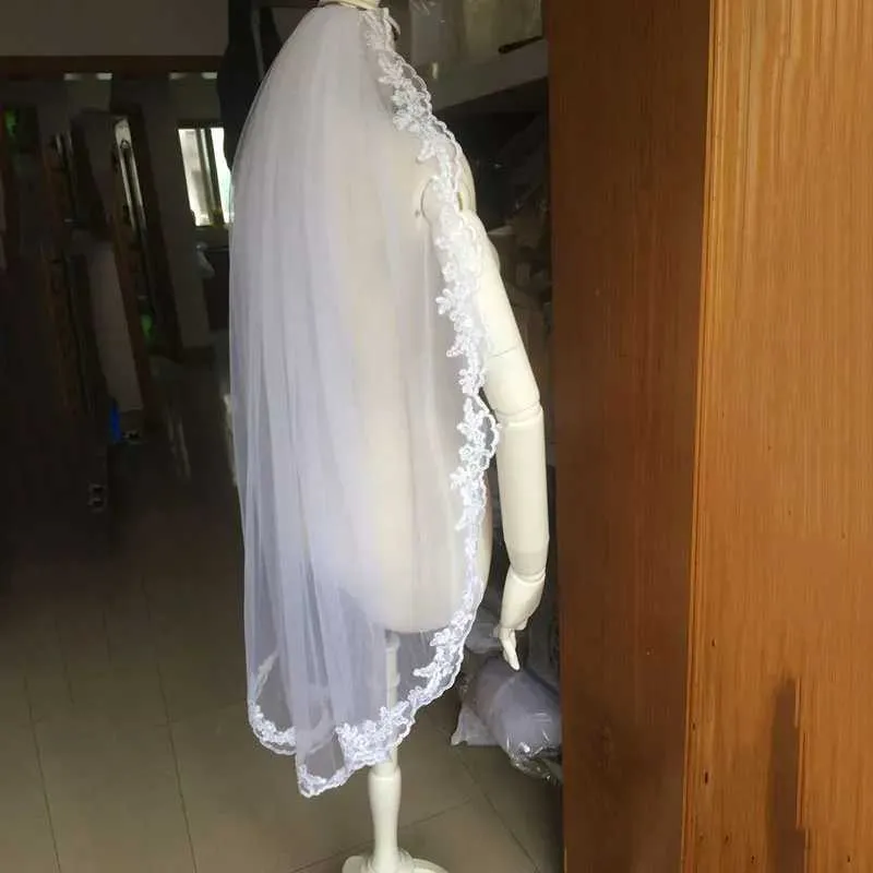 Gioielli per capelli Elegante abito da sposa a un livello con lunghezza punta delle dita Velo da sposa Veli da sposa con bordo applicato in pizzo per la sposa_voghion.com