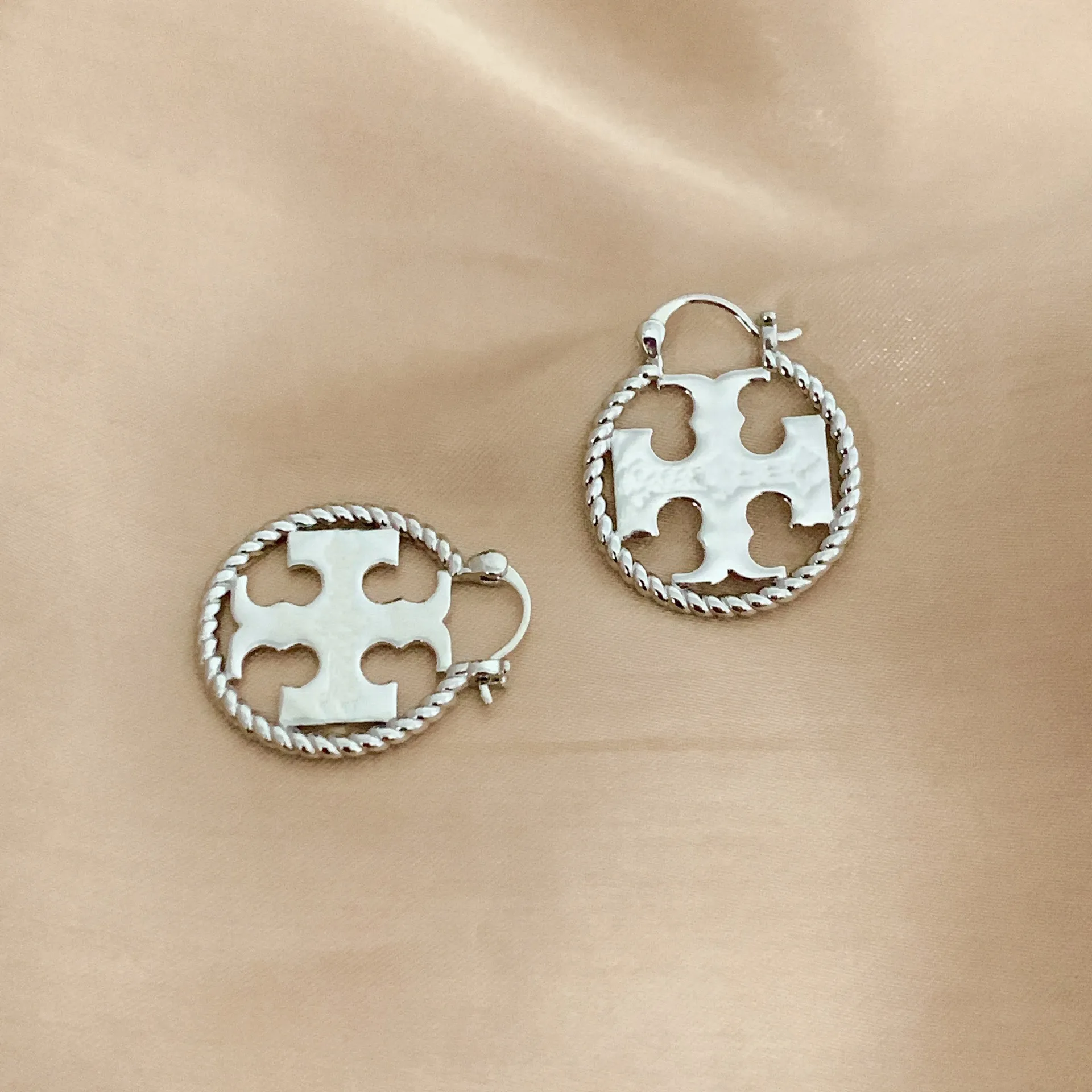 Silver Color As Original Designer Earrings Hoops Women Enamel Huggie Earrings 18K Gold Covered Brass Earrings