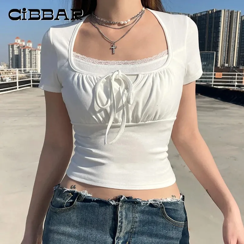 Cibbar White Stitched Crop Top Women Casual Vintage Fake Two-Piece Lace Patchwork Kort ärm T-shirt Y2K Summer Tees Eesthetic 240514