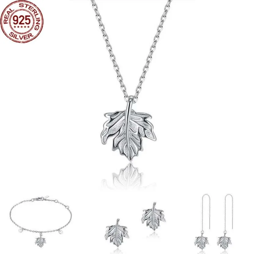 Nuevo collar de aretes S925 Ins Venta caliente Hojas simples Accesorios de plata esterlina Conjunto de tres piezas para 1359009