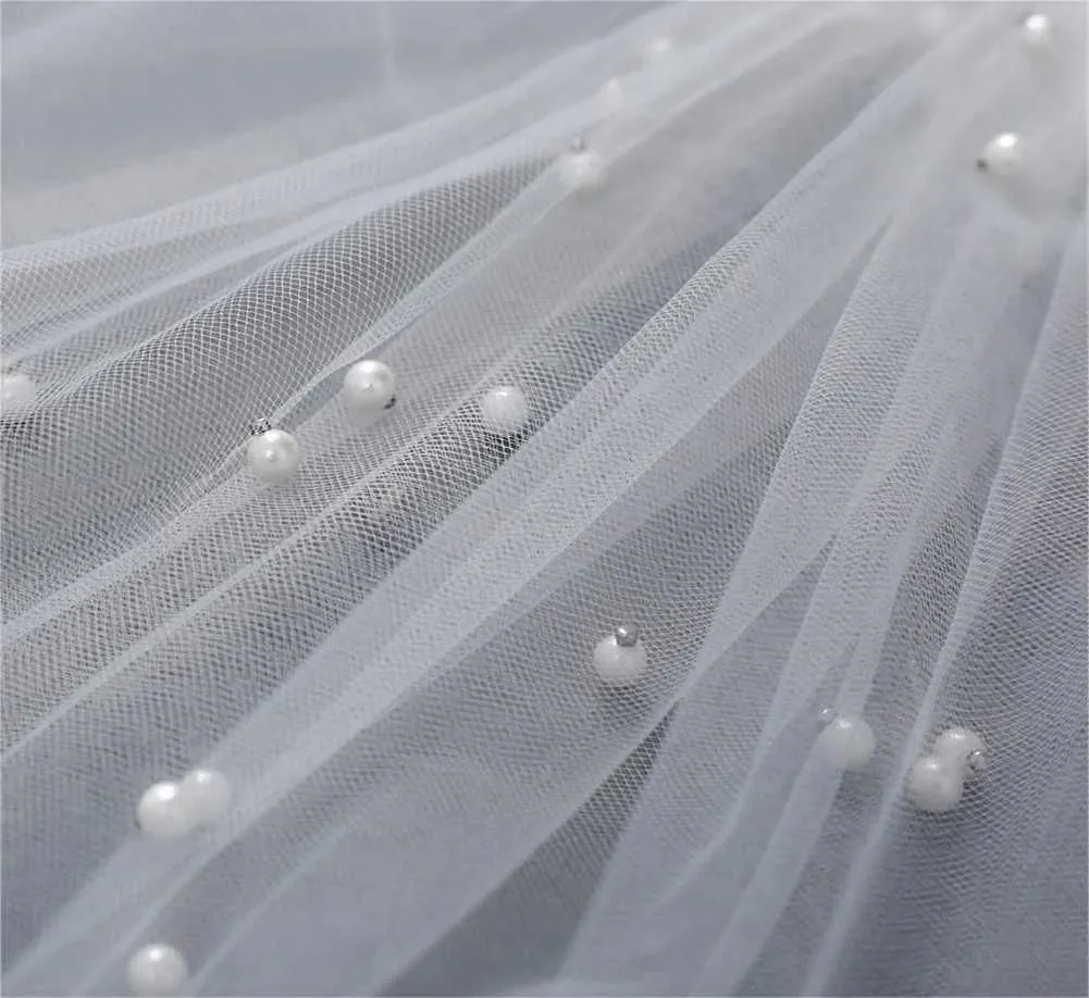 Bruidssluier met parels en kam voor bruiloft kathedraal lengte_voghion.com