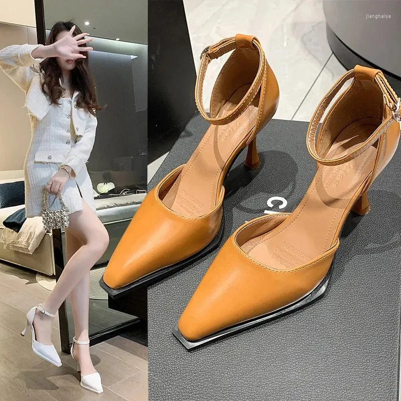 Casual Shoes High Heel Sandal för kvinnor Grunt mun spänndräkt Kvinnlig Beige Lady 2024 Riband Högklackad komfort Pointed Stiletto FA