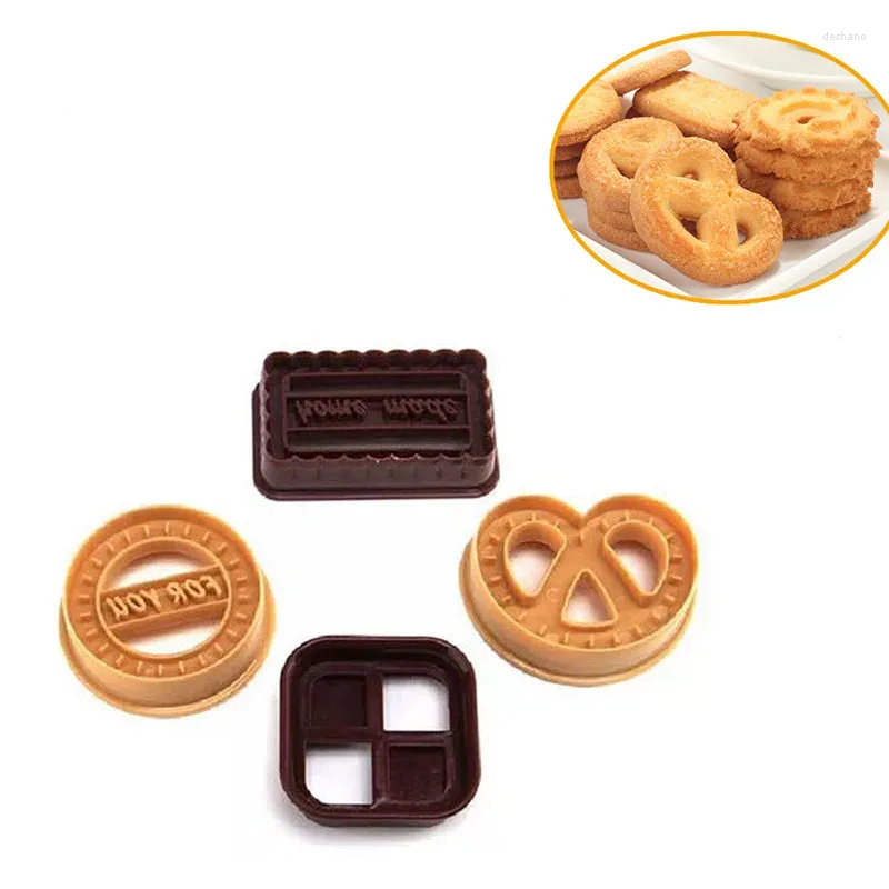 Bakvormen familieontwerp cookie cutters 4pcs klassieke groeten markeringen koekjes set baby favoriete koekje mal