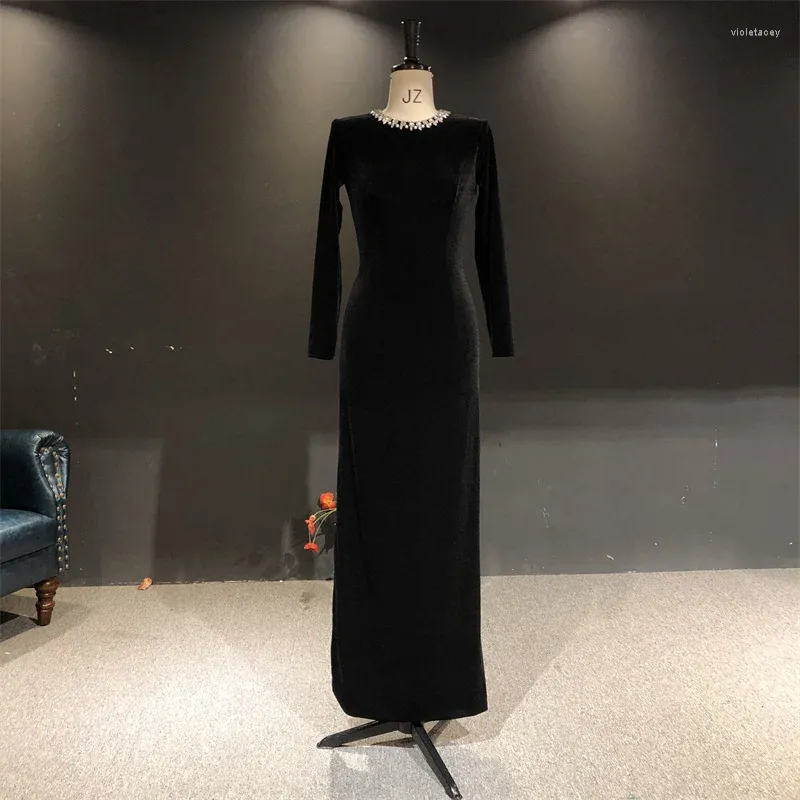 Sukienki imprezowe prawdziwe zdjęcia czarny aksamitny materiał otwarty z krysztażnymi koralikami pełne rękawy formalne balsame taniec ślubny wieczór