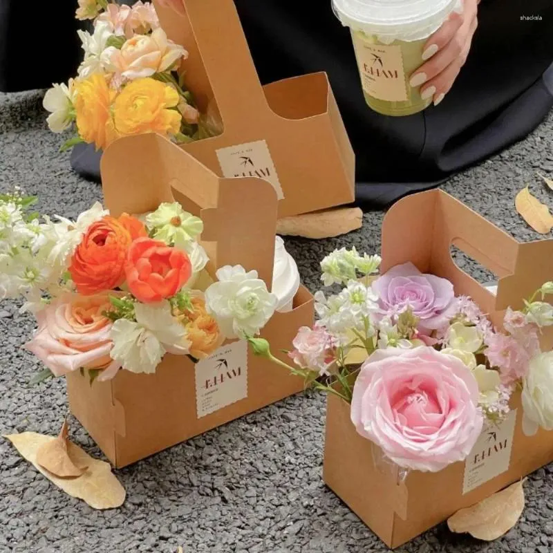 Present Wrap 10st Romantic Kraft Paper Handheld Flower Box Bouquet Wrapping Bag Portable Coffee Cup Weding Party Supplies