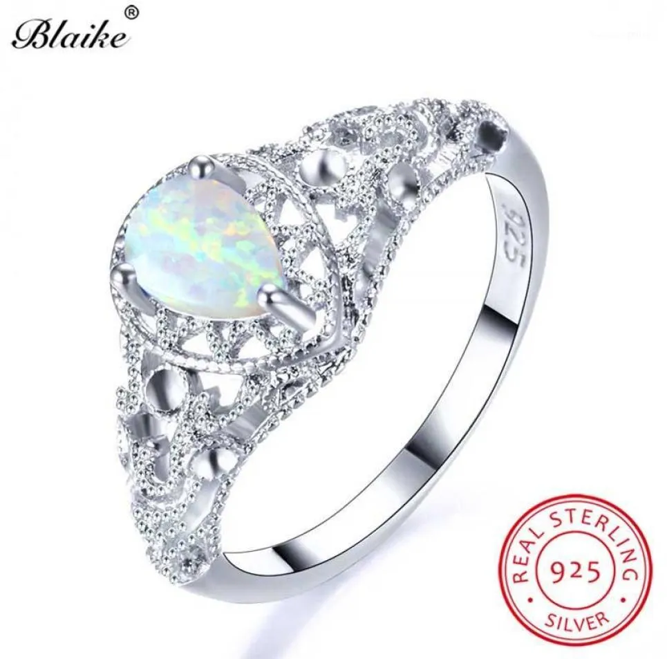 Ringos de cluster Blaike 100 Real 925 Sterling Silver White Fire Opal for Women Women Vintage Hollow Drop Birthstone Ring Fine Jewelr9158940