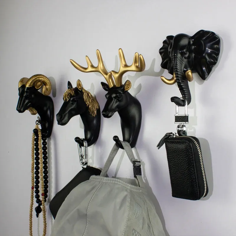 Wall Mounted Animal Head Rack Coat Cap Hanger Horse Giraffe Elk Elephant Hook Decorative Room Decor Bathroom Accessory 240513