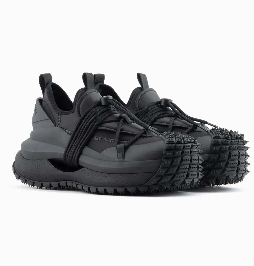 Scuba sneakers online