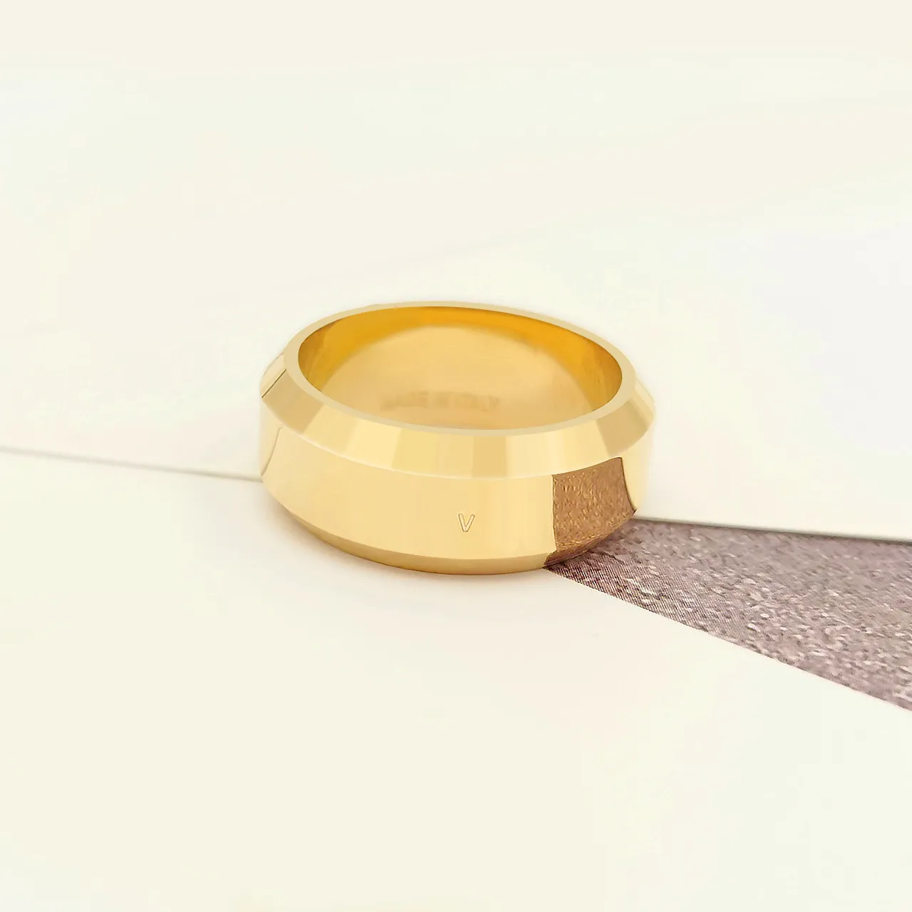 Nouveau designer Ring Gold Band anneaux pour hommes Designer Titanium Steel Ring Letter Bijoux Luxurys Silver Wedding Love Rings for Women Near Fade pas allergique