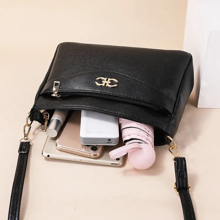 Bags Wholesale Women's Night Market 2024 New Large Capacity Middle-aged Women's Shoulder Bag Solid Color Lychee Pattern Crossbody Bag