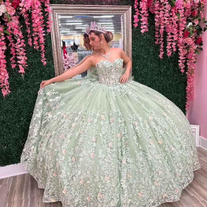 Sweetheart Spaghetti Straps Sleeveless Appliques Beaded Mint Green Quinceanera Dress for Sweet 16 WQ1170