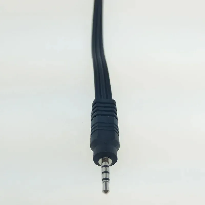 Jack 35mm mannelijk tot 3 RCA mannelijke audiovideo AV -kabel met 3RCA AV -kabel voor tv -box dvd cd Computergeluid luidspreker auto verlenging lengte van 1 m of