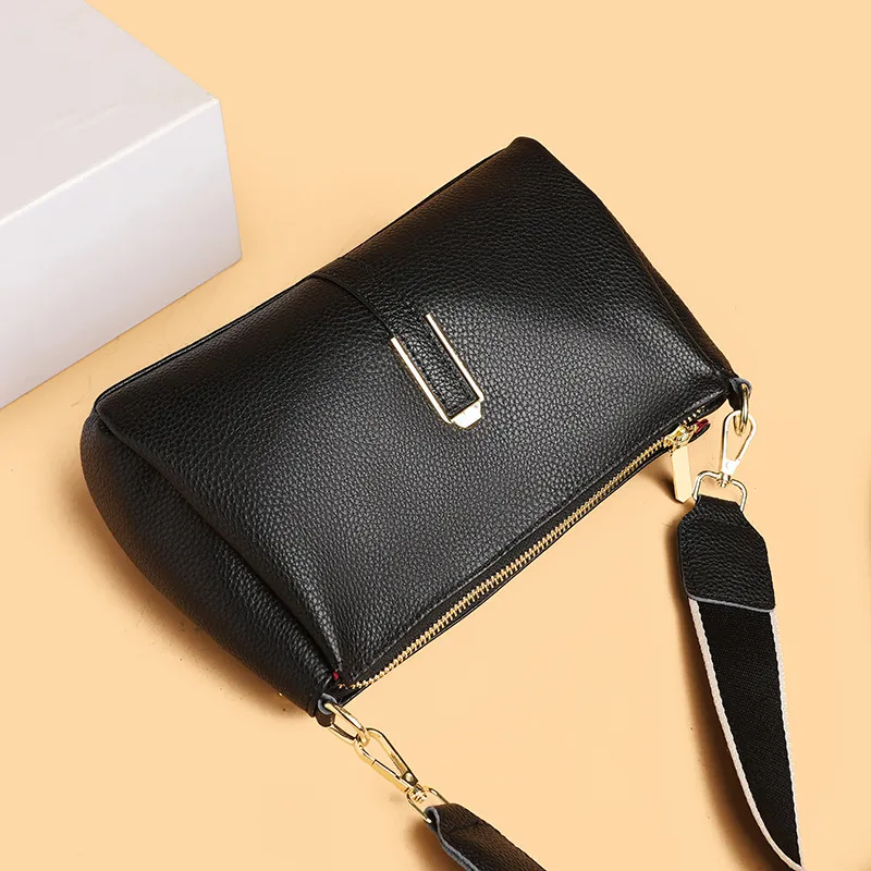 Oryginalne skórzane torby dla kobiet 2023 Nowy letni w stylu Korean Women's Crossbody Bag First Warste