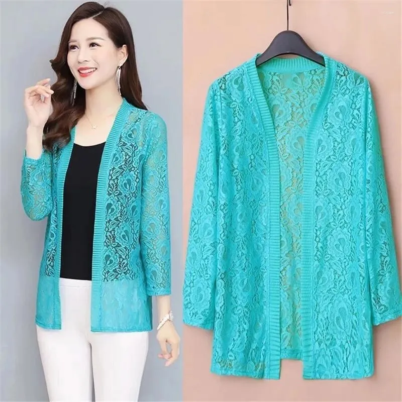 Damesbreien Vrouwelijke vesten Women Lace Jacket Ladies Shawl Outerwear Plus Size 6xl Spring Summer Cardigan Black Witte top met lange mouwen Lange mouw