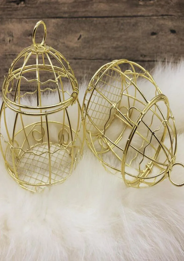Mini Metal Gold vintage rétro Bird Cage Cag Candy Boîtes Baby Shower Favor Boad Gift Boad pour les invités Souveniture Birthday Souvenir7581937
