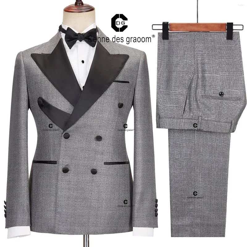 Herenpakken Cenne des Graoom 2024 Elegant grijze smoking voor mannen Double Breasted Black Satin Collar Jacket Pants 2 PCS Set Wedding