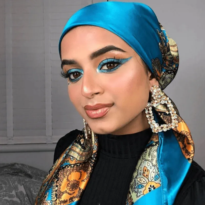 Silk Scarf Scarftop Headwraps For Women Vintage Four Seasons Hair Scarve 90*90cm Hijab Foulard Iuxe Bandana Femme HeadScarf 240515