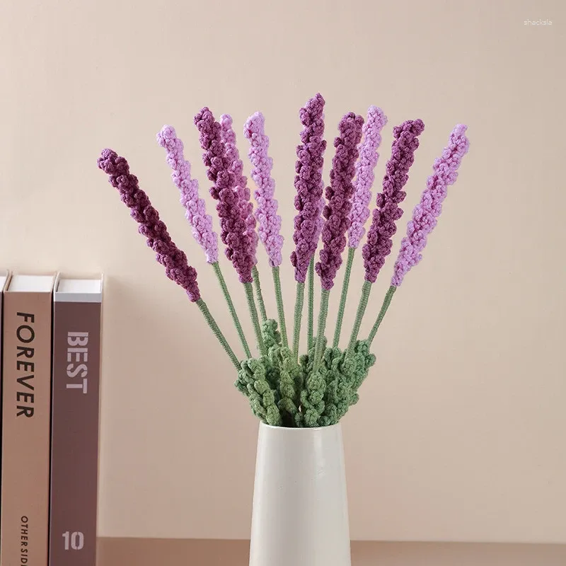 Decoratieve bloemen 5 -stks Handgemaakte geweven lavendel Diy Romantische haakbreien Regeling Fake Plant Afgewerkte Bouquet Valentijnsdag Geschenken