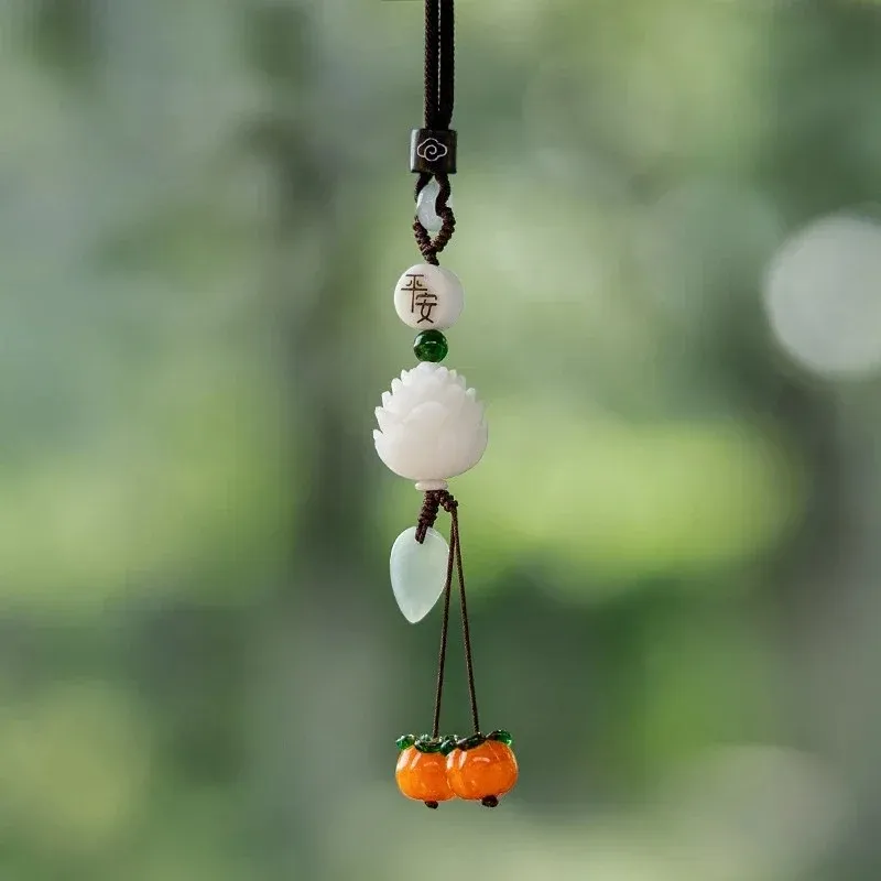 2024 Vintage handgeschnitzte Bodhi Lotus Blütenschlüsselkette für Frauen Männer Holzschmuck hängende Reize Einfacher Nepal -Perlen -Schlüsselketten einzigartig