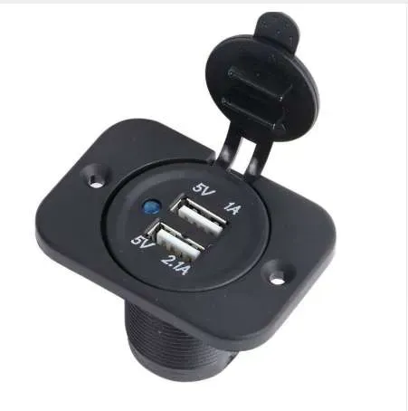 Accendino da 12V Auto da 12 V universale impermeabile doppio 2 sigarette USB Sigarette più leggera Scatto più leggero Adattatore Adattatore Adattatore 3,6CMX5CM