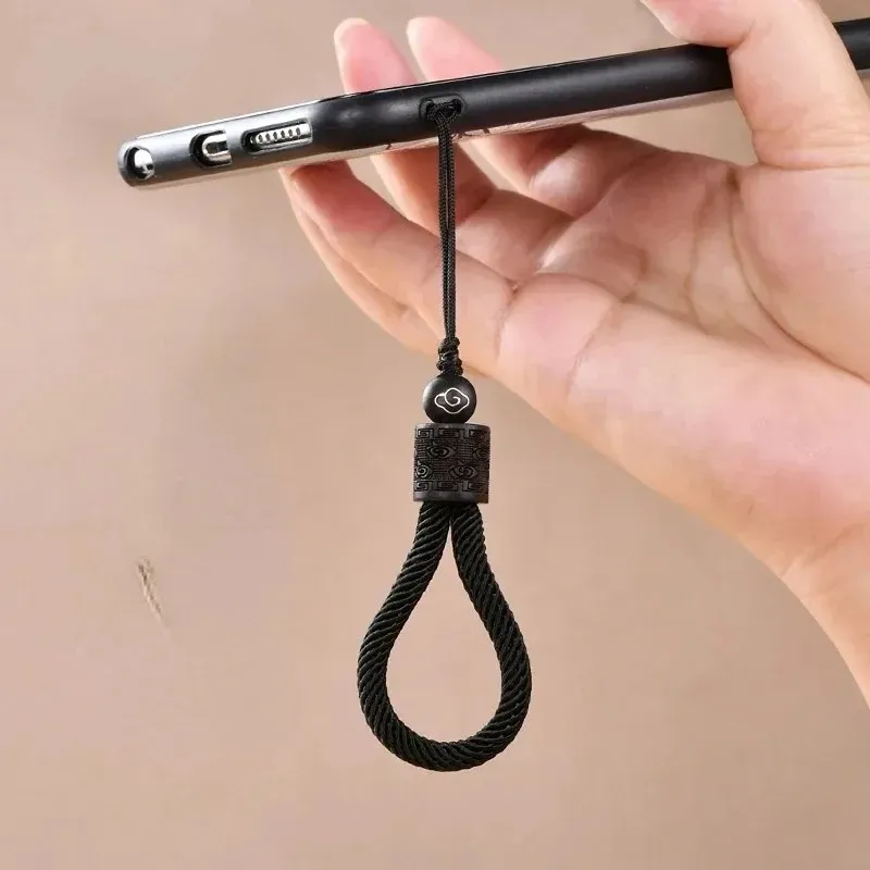 Lederschnur kurzes Grip Lanyard Mobiltelefongurt für USB Flash Drive Keychain ID Abzeichenhalter DIY Hang Seilgurte Mobile Gurte