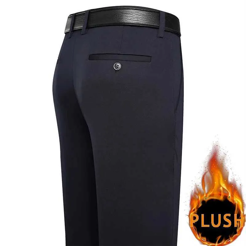 Calças masculinas Novas calças de pelúcia de inverno masculas esticarem calças casuais inteligentes azul azul reto solto homem de vestido de tamanho grande y240514